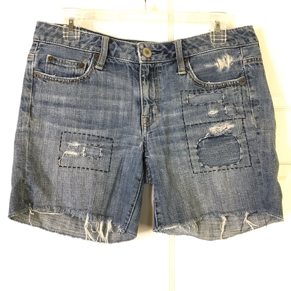 AMERICAN EAGLE OUTFITTERS Distressed Jean Shorts Size 2